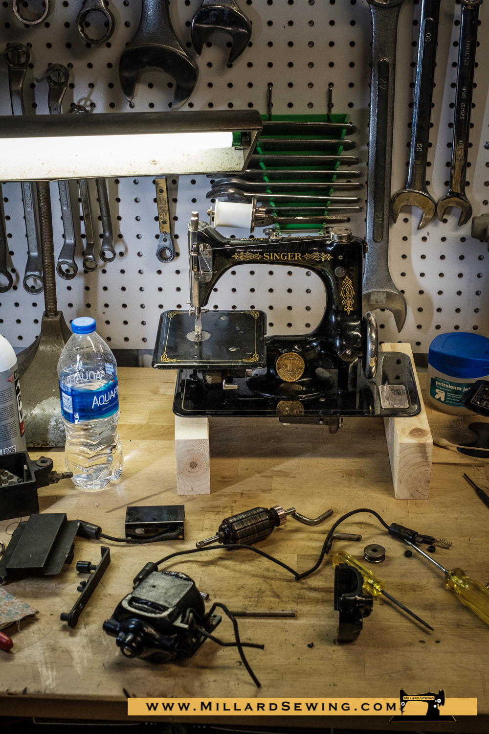 Singer Model 24 – Millard Sewing Center